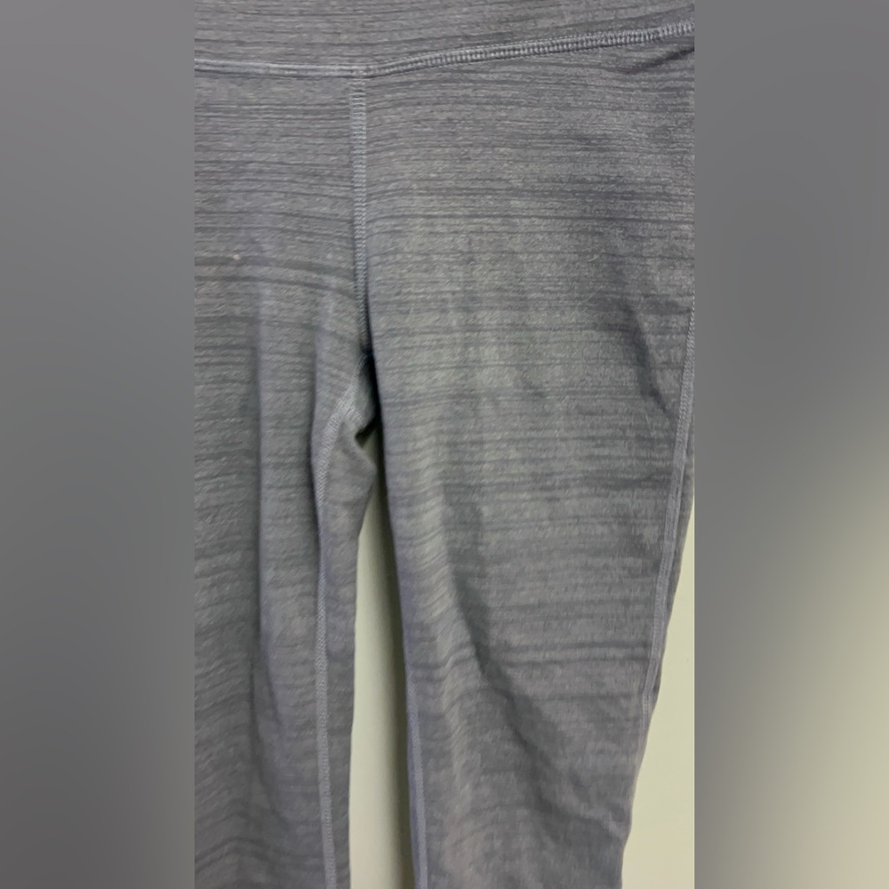 Xersion Grey Capri - Picture 3 of 6